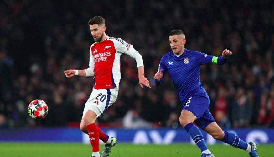 球场“王者之战”：顶级豪门的巅峰对决的简单介绍