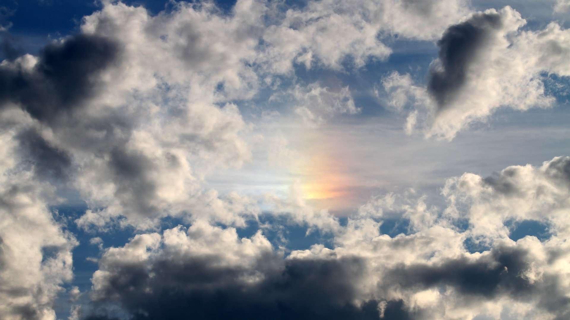 教练换人策略再受质疑,教练换了再遇到会尴尬吗