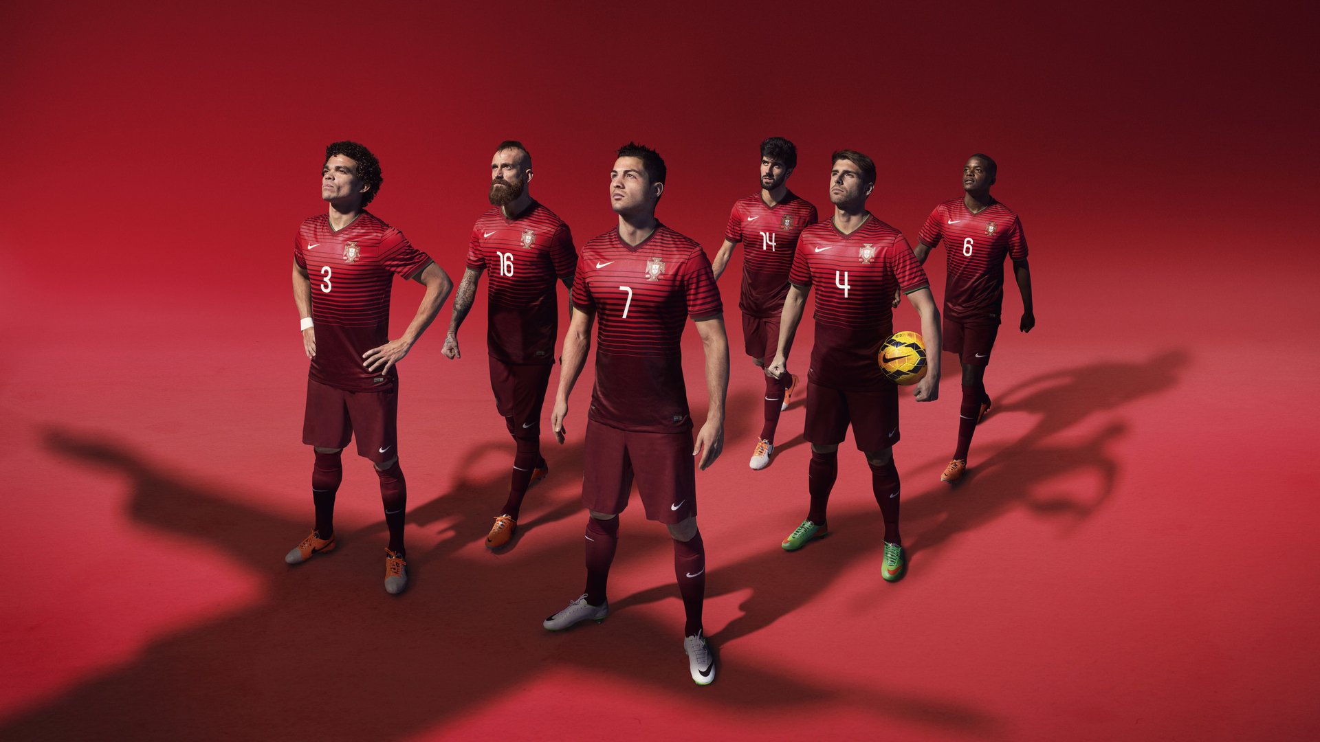 开云体育官方网入口-《电竞产业链中的“隐形冠军”：品牌与内容生产者》，电竞行业产品分析