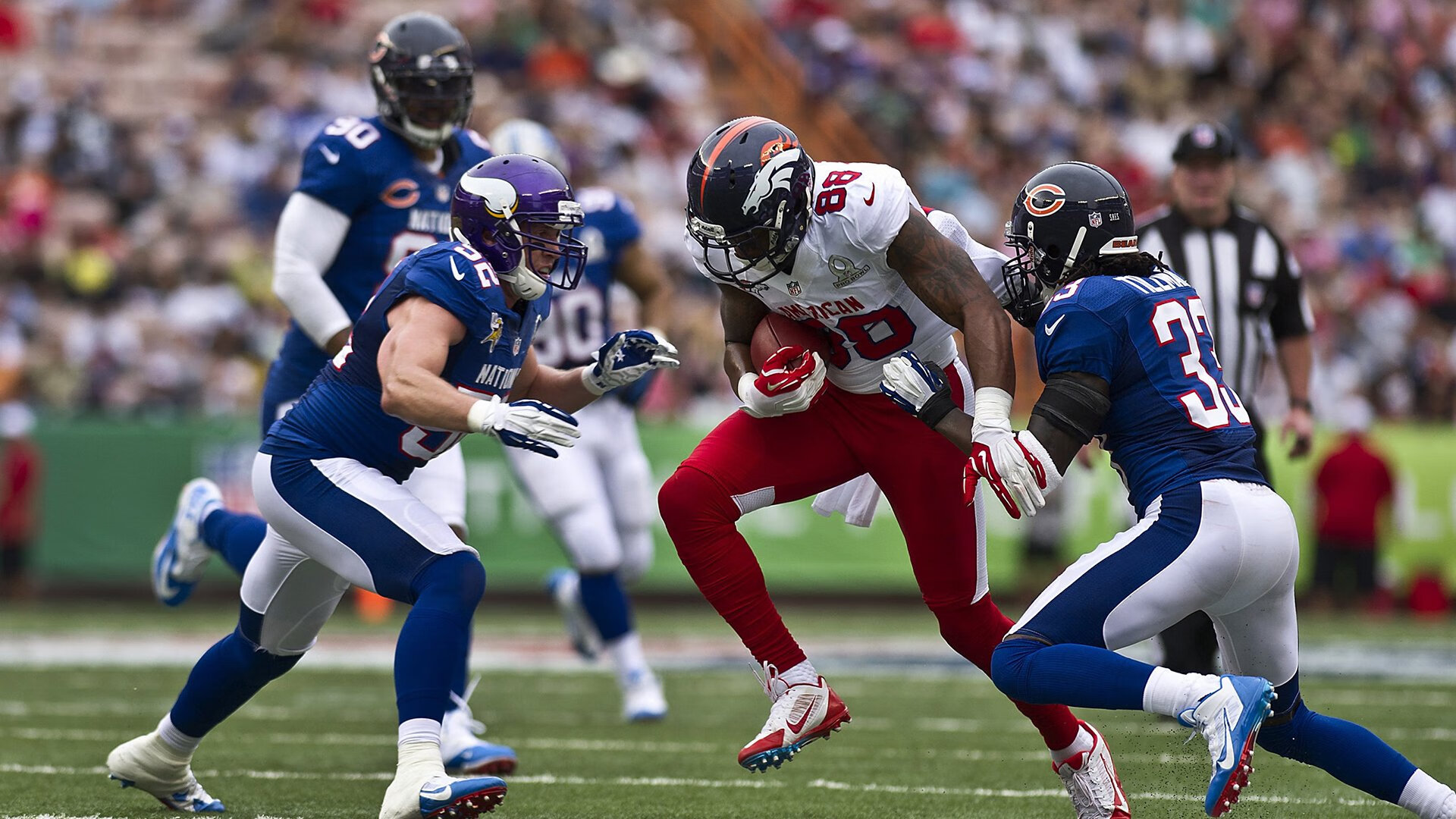 美国队在巴黎奥运会比赛中多次利用边路进攻,奥运会美国地区队